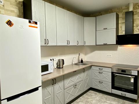 квартира по адресу Любомира Гузара просп. (Космонавта Комарова), 11