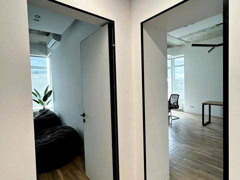 комерційна за адресою Кловський узвіз (Кловський), 7