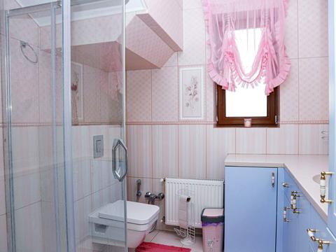 будинок за адресою Вишнева, 30