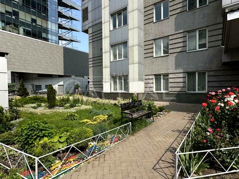 квартира за адресою Дніпровська набережна вул., 1