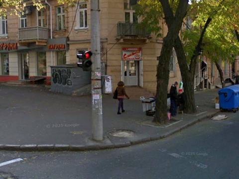 комерційна за адресою Торгова вул., 49