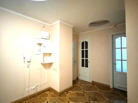 комерційна за адресою Лейпцизька вул., 2/37