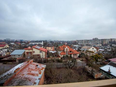 квартира за адресою Ромашкова вул., 10а