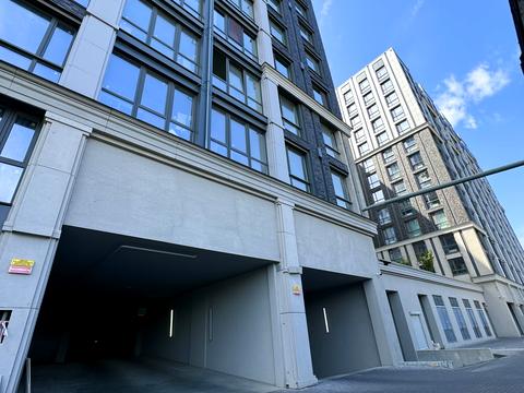 паркомісце за адресою Короленка вул. (Первозванівська), 22-А