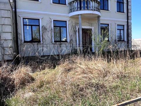 будинок за адресою с. Бишів, Яблунівська