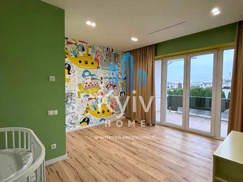 дом по адресу вул. Набережна