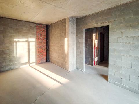 квартира за адресою Салютна вул., 2к18