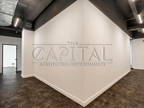 комерційна за адресою Михайла Максимовича вул. (Онуфрія Трутенка), 8