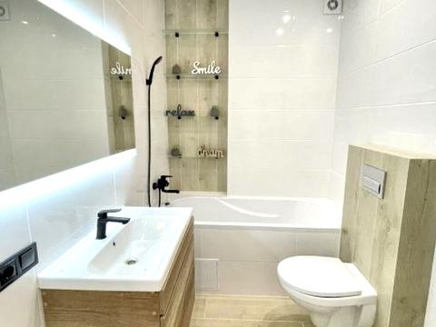 квартира за адресою Молодіжна вул., 4