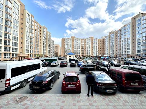 квартира по адресу Героев Небесной Сотни просп., 26/20