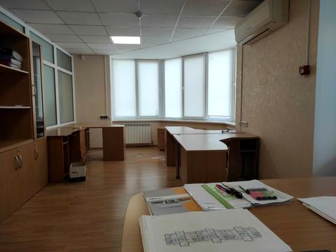 комерційна за адресою Харківське шосе, 152