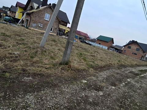 участок по адресу с. Клузов, лесі Українки