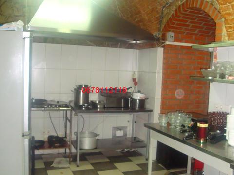 комерційна за адресою Личаківська вул. (), 1