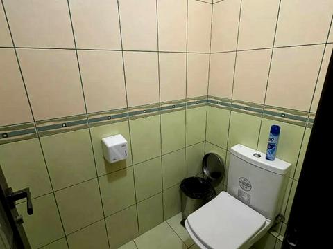 комерційна за адресою Південна вул., 2Б