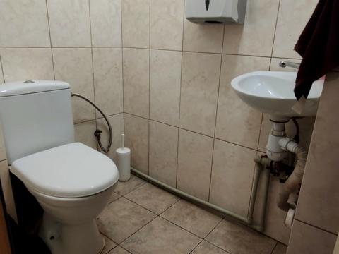 комерційна за адресою Олега Антонова вул. (Карла Маркса), 7