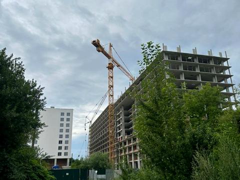паркомісце за адресою Трускавецька вул., 11