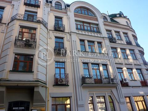 комерційна за адресою Воздвиженська вул., 48