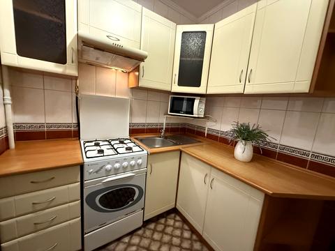 квартира по адресу Строителей ул., 8