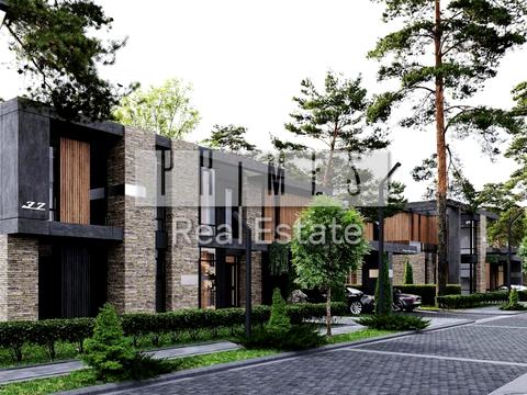 будинок за адресою с. Лісники, Лугова вул.