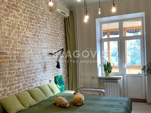 квартира за адресою Стратегічне шосе (Науки), 35