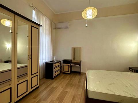 квартира за адресою Садова вул., 6