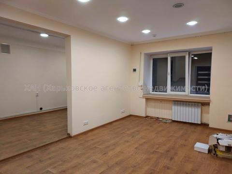 комерційна за адресою Байрона просп., 5/1