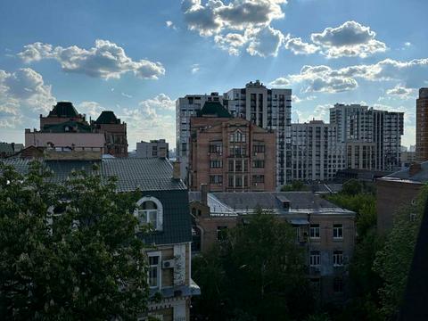 комерційна за адресою Ярославів Вал вул., 23