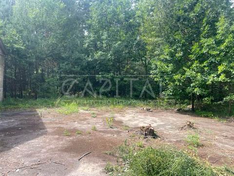 коммерческая по адресу Приморська, 3