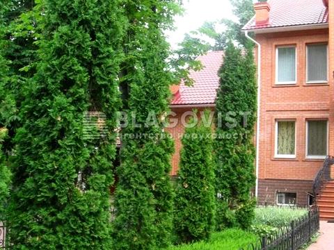комерційна за адресою Нагірна вул., 3