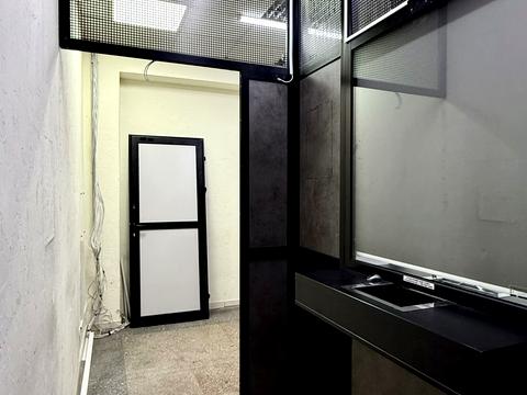 комерційна за адресою Старшого лейтенанта Кагала, 45