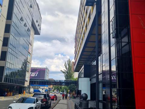 коммерческая по адресу Миколи Грінченка ул., 4В