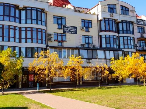 комерційна за адресою Оболонська набережна вул., 11