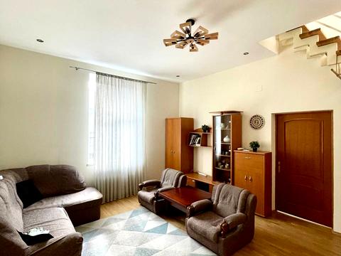 квартира по адресу Шота Руставели ул., 9в