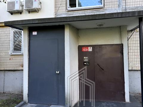 квартира за адресою Дніпровська набережна вул., 9-А