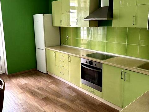 квартира за адресою Анни Ахматової вул., 34