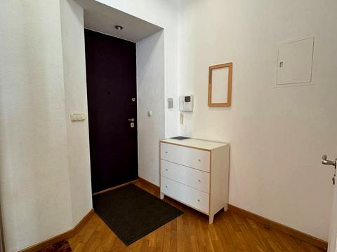 квартира за адресою Михайлівська вул., 19