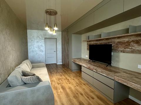 квартира за адресою Мостобудівників вул., 18