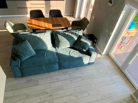 будинок за адресою Грушевського вул.