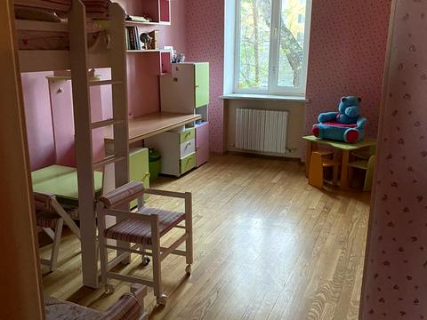 квартира за адресою Утьосова вул., 14