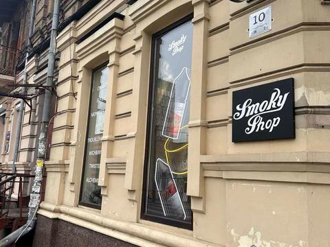 комерційна за адресою В'ячеслава Липинського вул., 10
