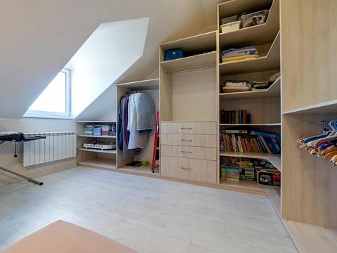 будинок за адресою с. Мала Олександрівка, Патона Євгена