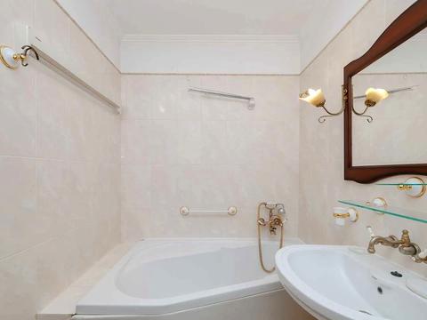 квартира за адресою Київ, Тарасівська вул., 21