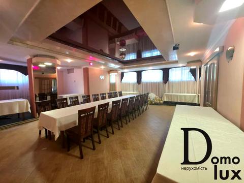 комерційна за адресою Симона Петлюри вул., 8