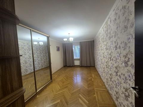 квартира по адресу Небесной Сотни просп. (Маршала Жукова), 29