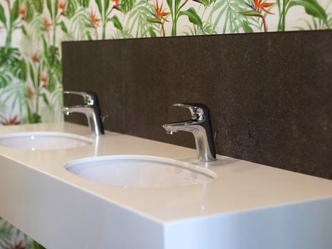 комерційна за адресою Академіка Книшова вул. (Амурська), 6