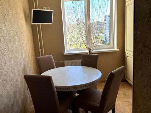квартира по адресу Зои Гайдай ул., 10-А