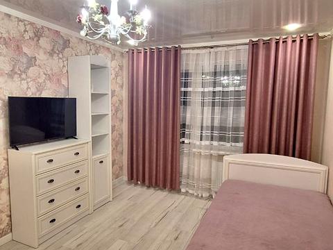 квартира за адресою Сергія Данченка вул., 3