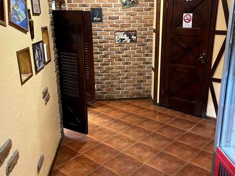 комерційна за адресою Вацлава Гавела бульв. (Івана Лепсе), 49