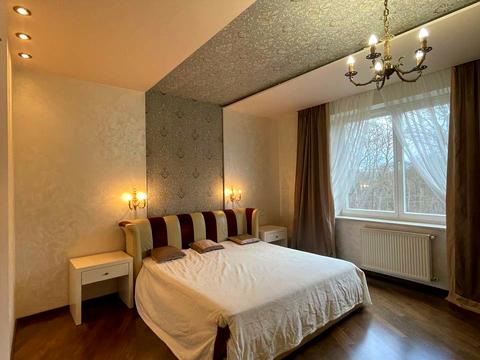 квартира по адресу Александра Олеся ул., 24