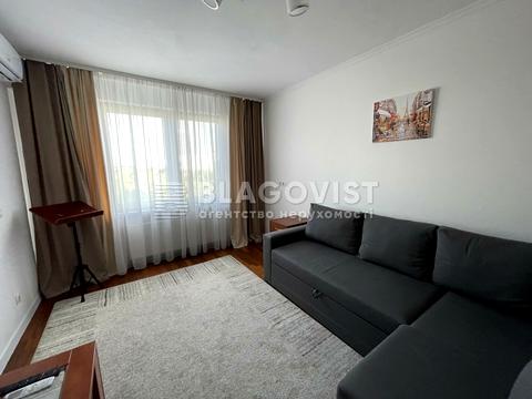 квартира за адресою Милославська, 2